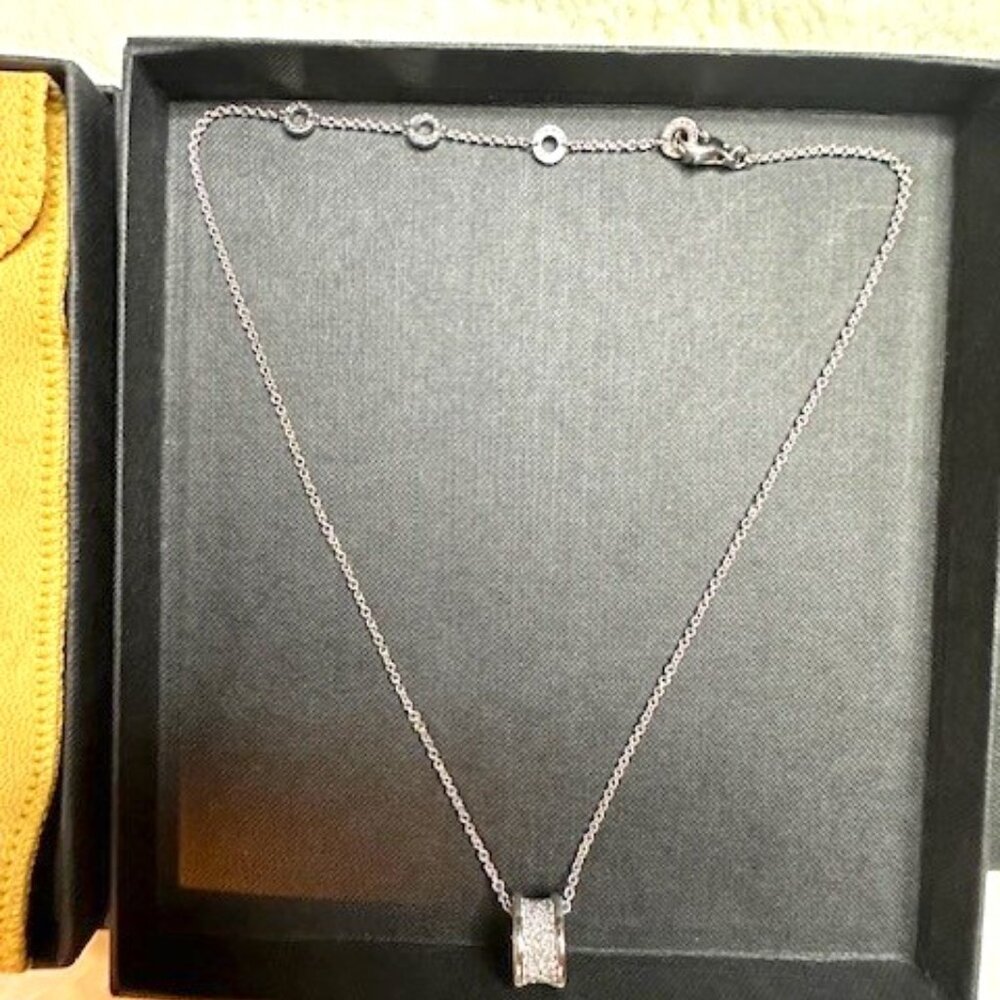 BVLGARI -B.zero 18kt white Gold and Diamond Pendant Necklace